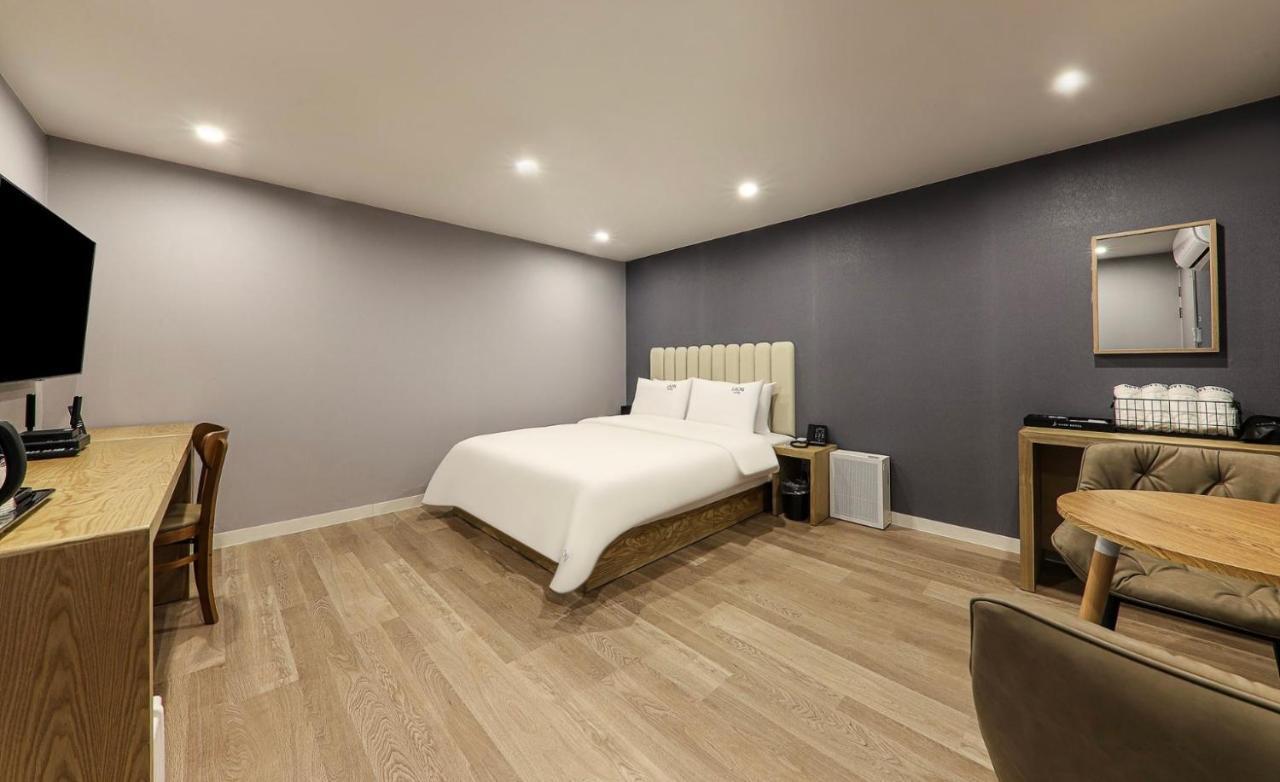Hotel Laon Тхонйон Екстер'єр фото