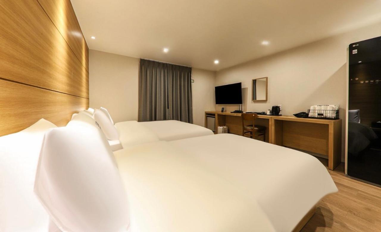 Hotel Laon Тхонйон Екстер'єр фото